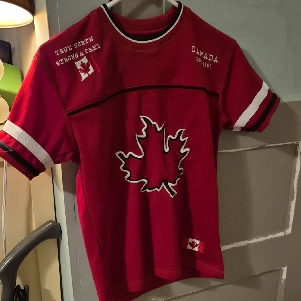 Canadian Jersey Kids Size M
